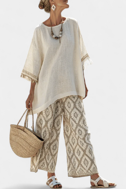 Boho Chic Daisy Ensemble: Long Shirt and Printed Pants for a Distinctive Look