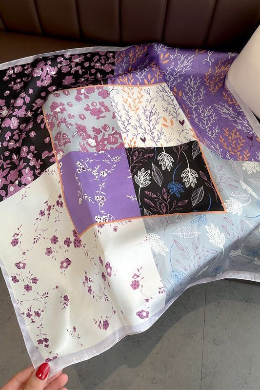 Violetta Scarf (100% Silk - 68 cm)