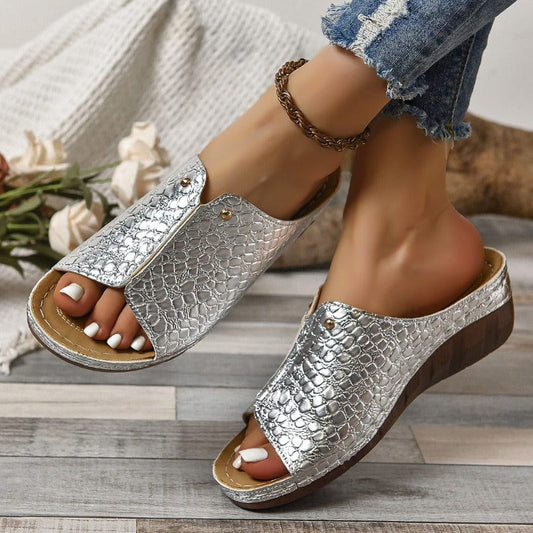 Valeria Embossed Metallic Sandals