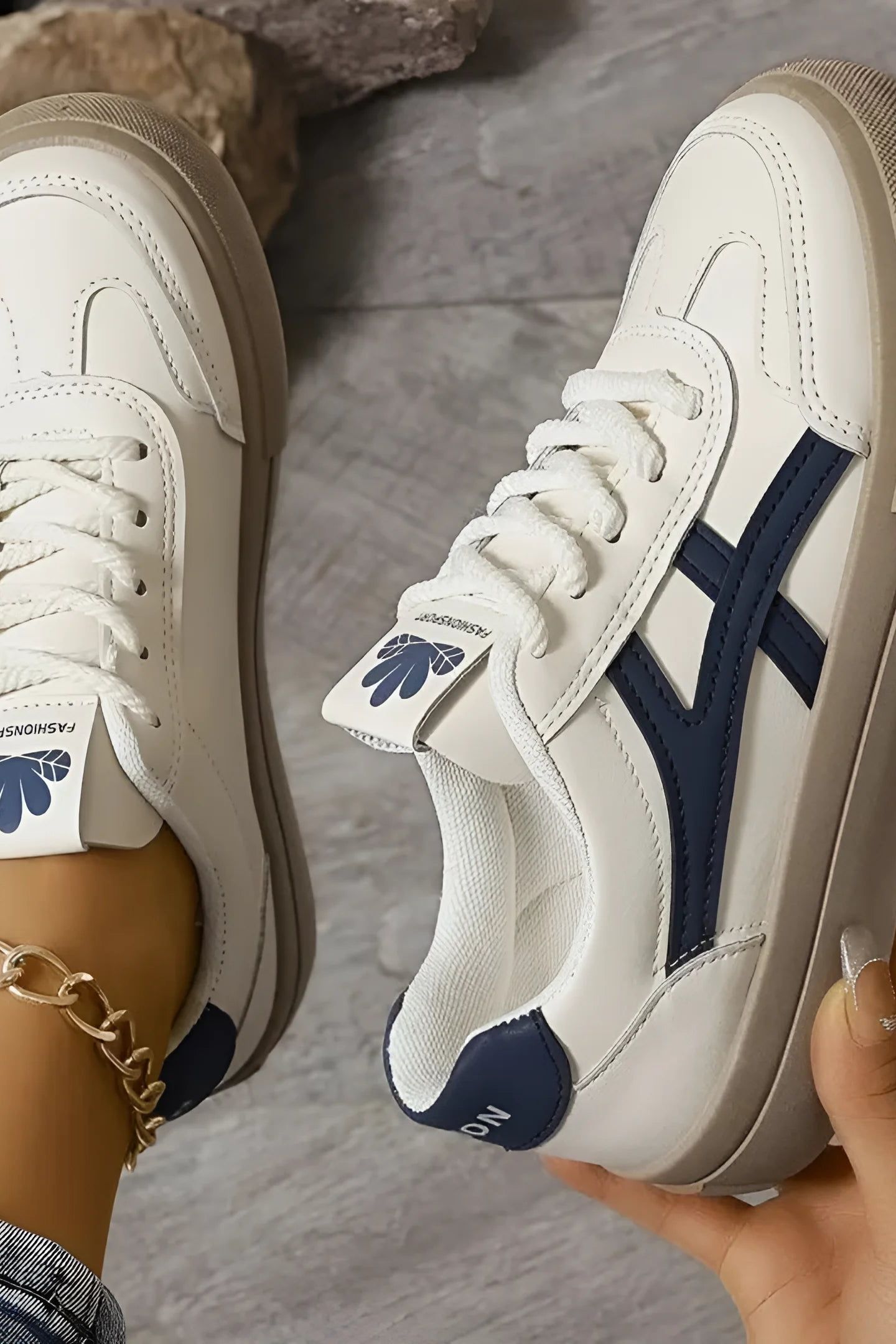 Mathilde - Orthopaedic Sneakers