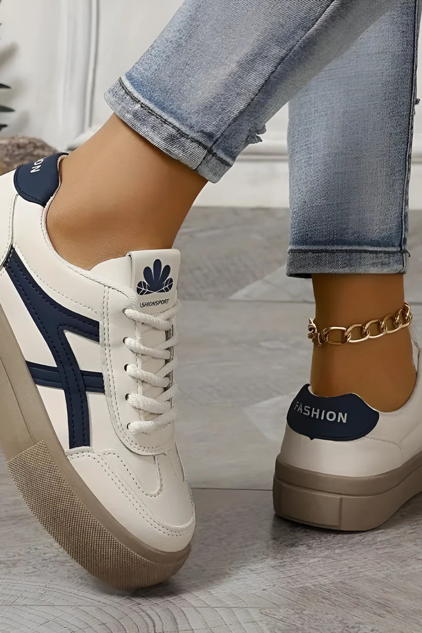 Mathilde - Orthopaedic Sneakers