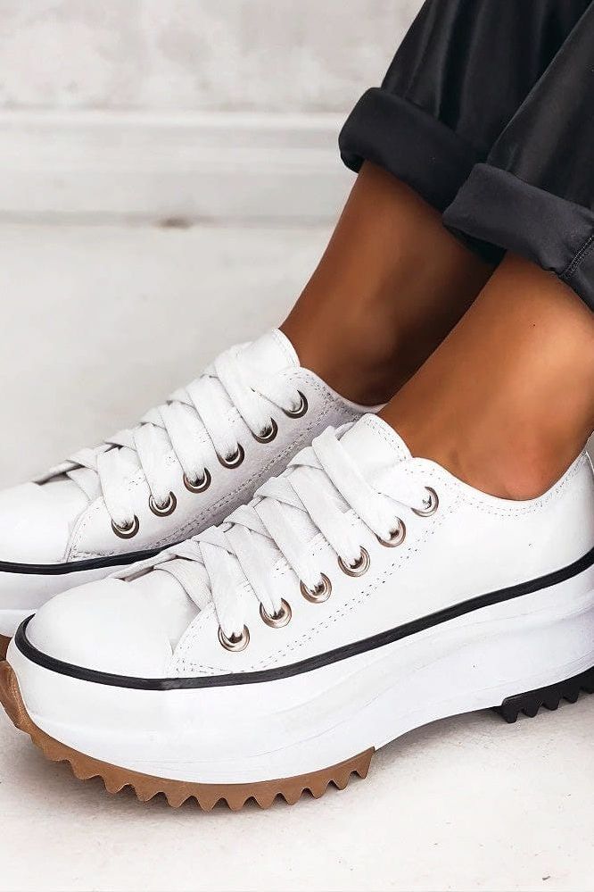 Selina - Classic Orthopaedic Shoes